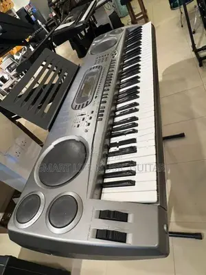 CASIO WK 1800 Keyboard