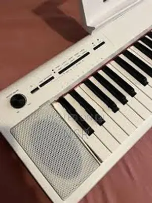 Yamaha NP 12 Piaggerio Digital Piano Keyboard
