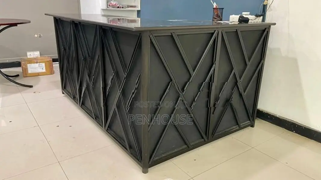Cashier Table