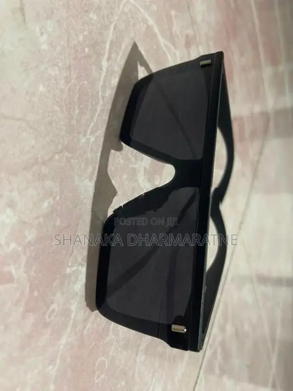 Sunglass (Polarized shades)