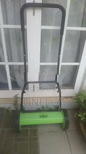 Saxon Brand Australian Manual Lawn Mower