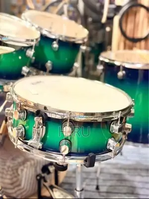 TAMA Imperialstar Drum Set