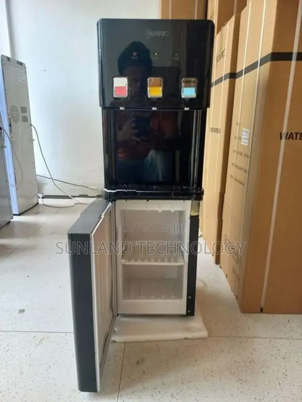Water Dispenser Standing 3Tap sunpro Black AFK5693