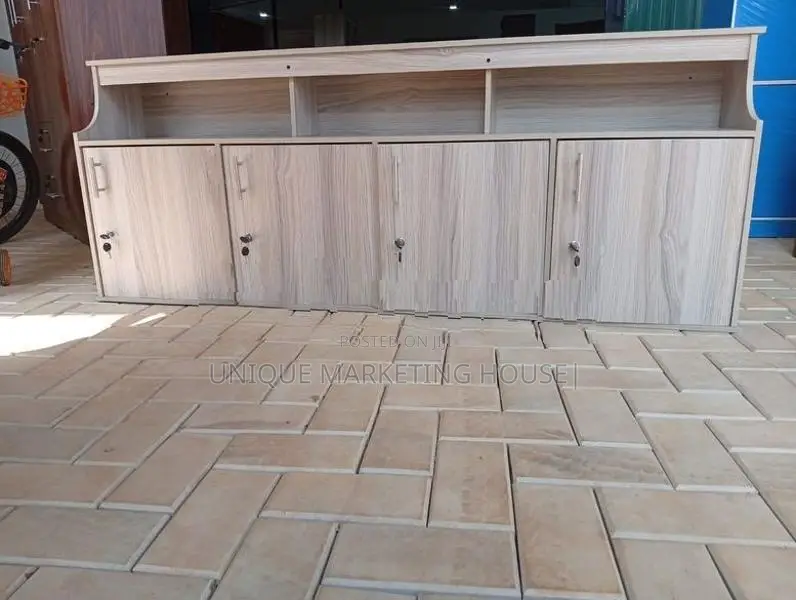 Modern 5ft American White Pantry Cupboards