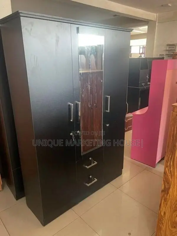 Modern Black Camiliya 3D Wardrobe with Mirror