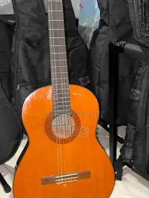 yamaha c70 Guitar