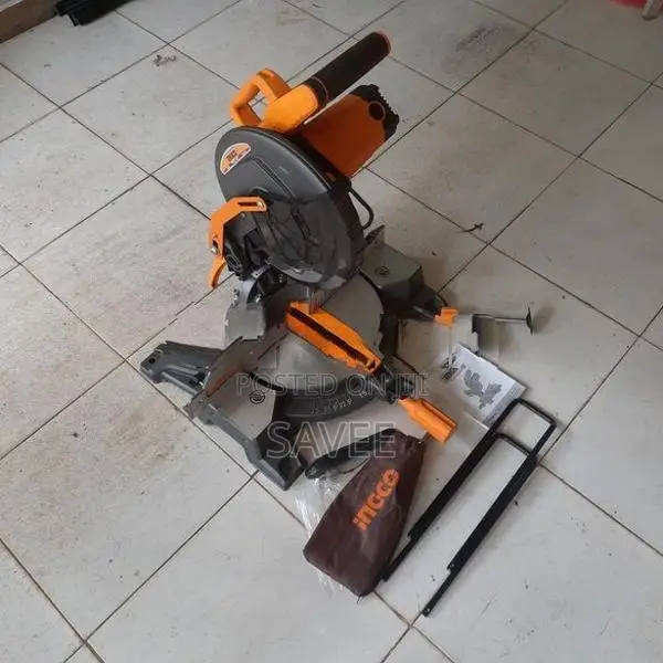 Aluminum Cutting Machine