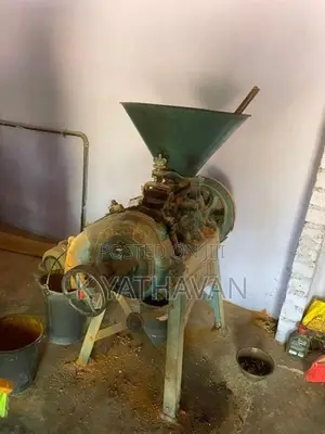 Industrial Grinder Machine