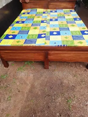 6ft ×5ft Queen Bed