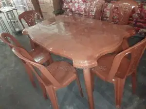 Table with 6 Chairs (L-1)