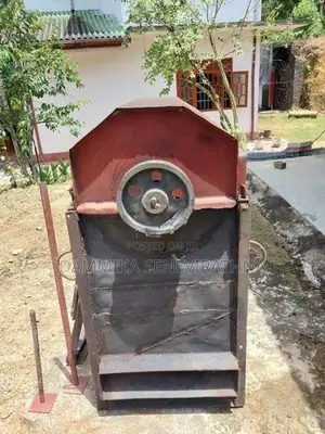 Coconut Husking Machine