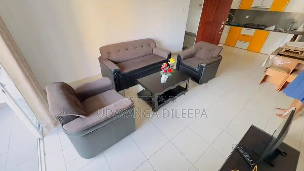 Sofa 10