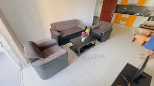 Sofa 10