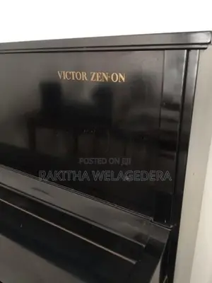 Piano Japan made