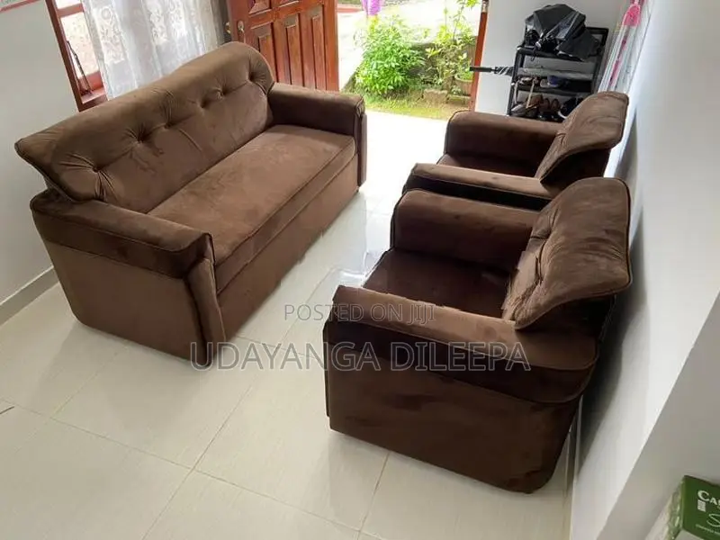 Sofa 10