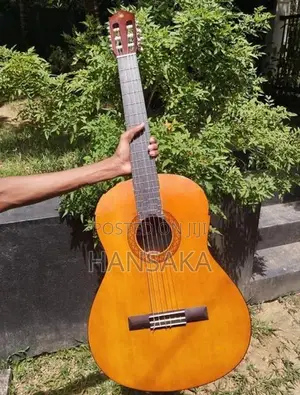 Yamaha C40 Classical Guitar