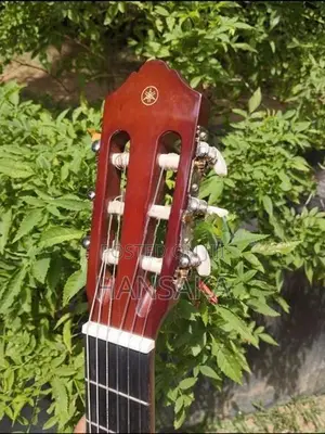 Yamaha C40 Classical Guitar