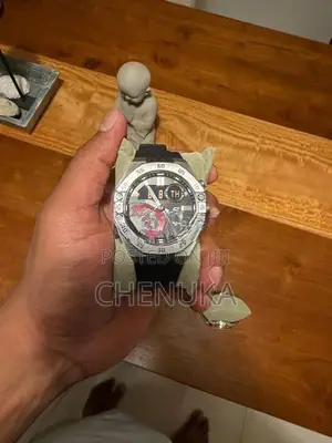 Edifice ECB-10 P-1 a Watch
