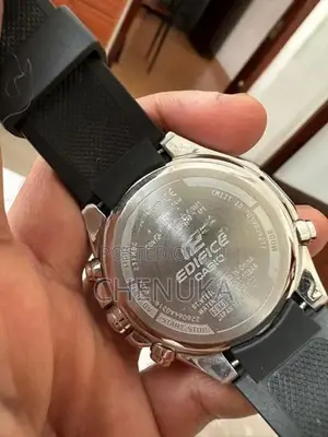 Edifice ECB-10 P-1 a Watch