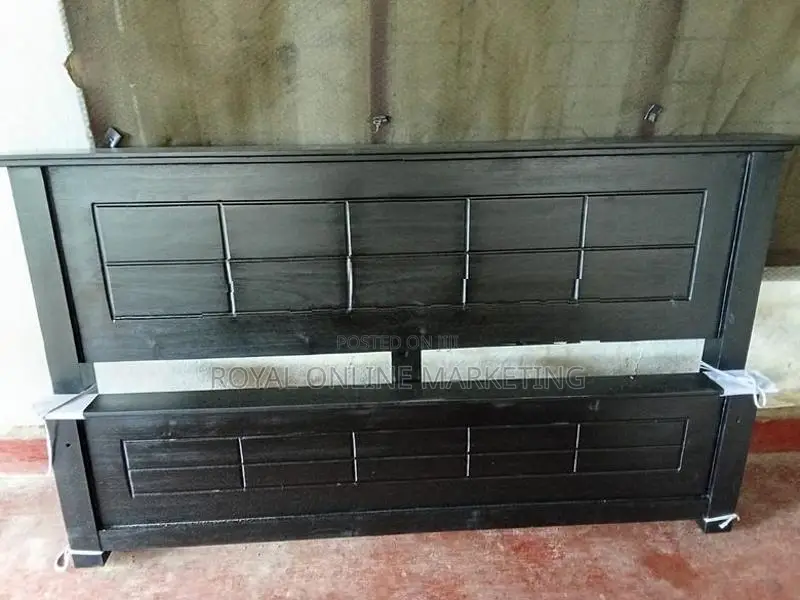 Teak Black 6 by 5 Box Bed (B-32)