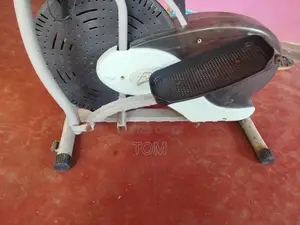 Exercise Machine E-Strider