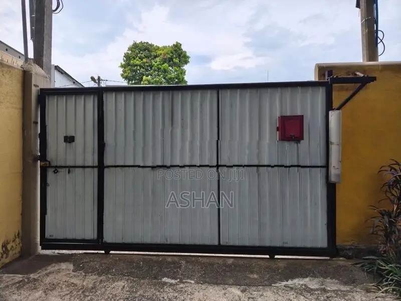 Gate for Sale (12' x 6.10')