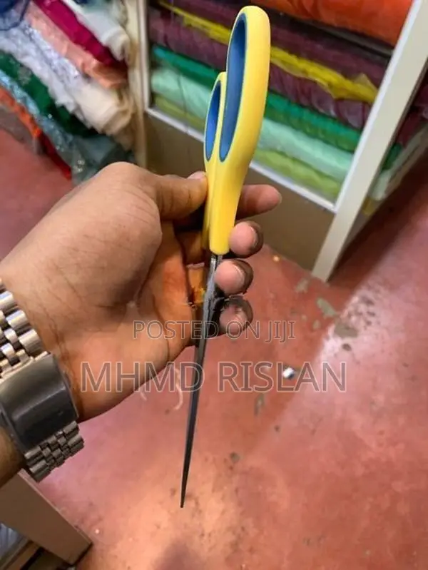 Scissor