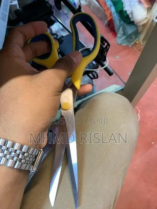 Scissor