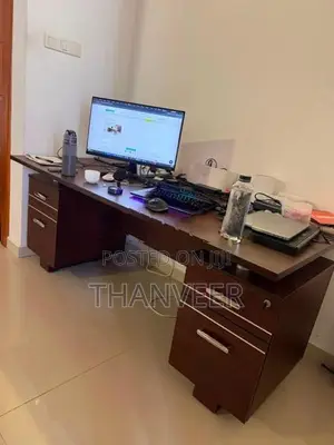 Damro KWT 057 Office Table