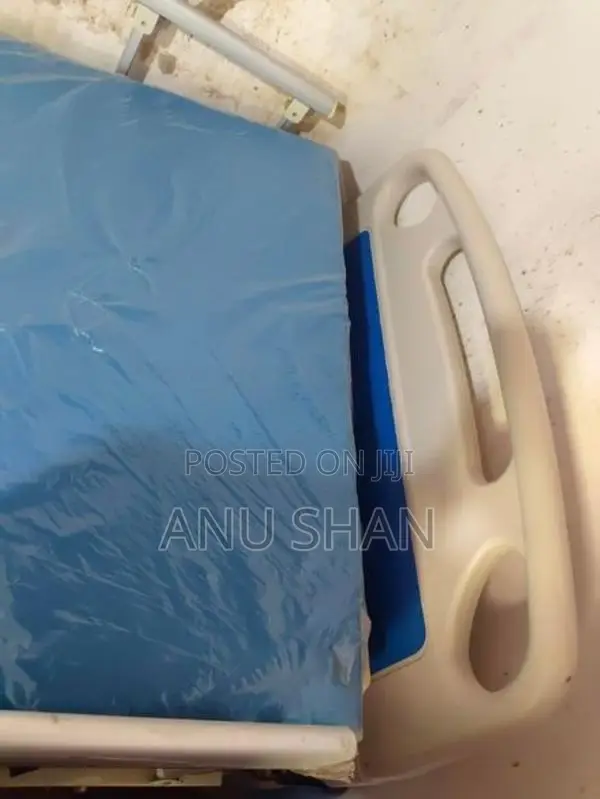 கட்டில் மெத்தை கட்டிலுடன்