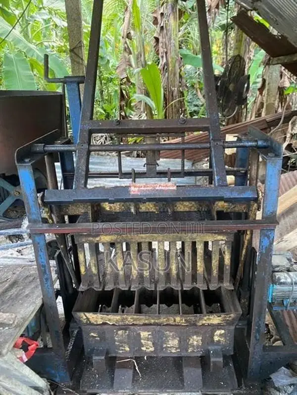 Blockgal Machine