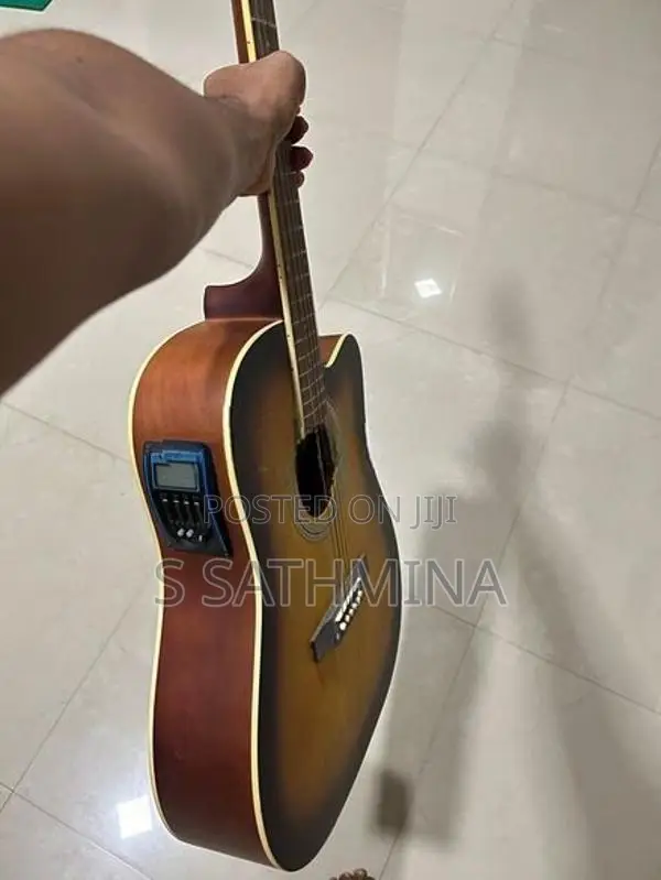 Yamaha Guitar