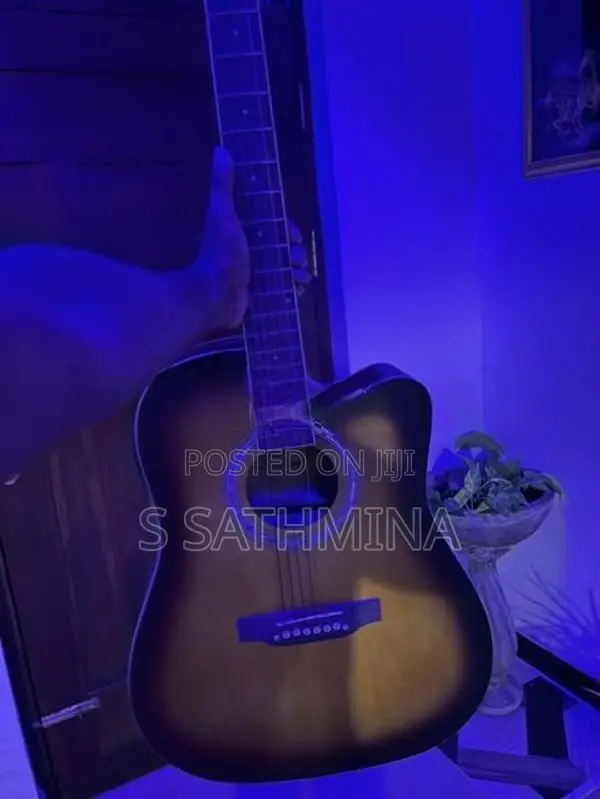 Yamaha Guitar