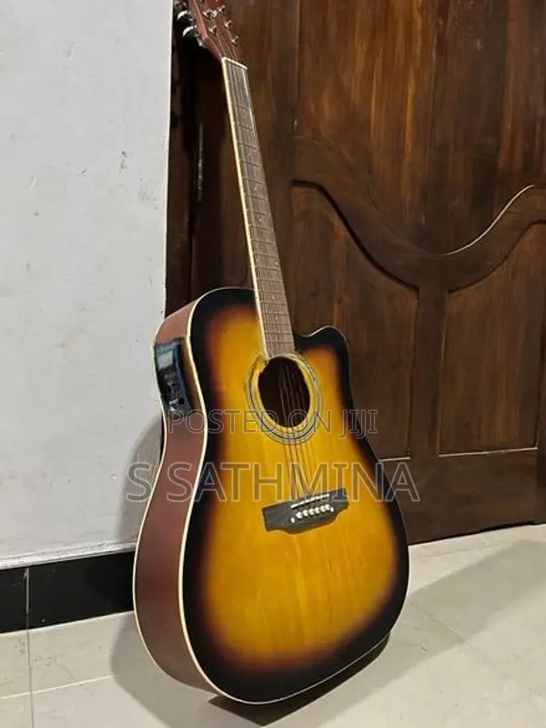 Yamaha Guitar