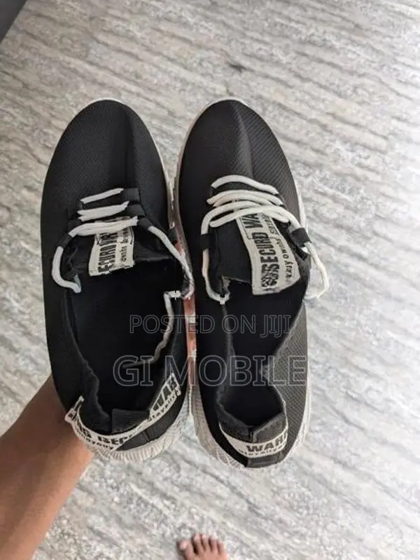 Casual Shoes