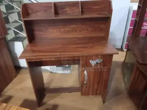 Study Table (Q-33)