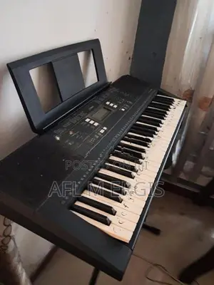 PSR E343 Keyboard
