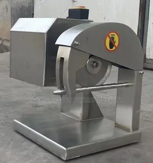 HR 20A Chicken Saw Machine 121090