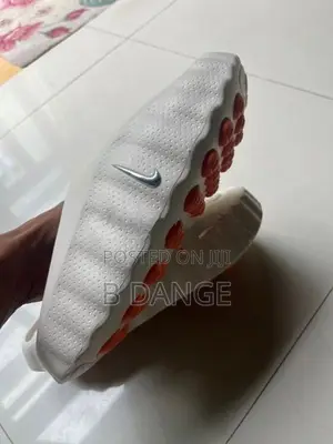 Nike Mind 001 Slides