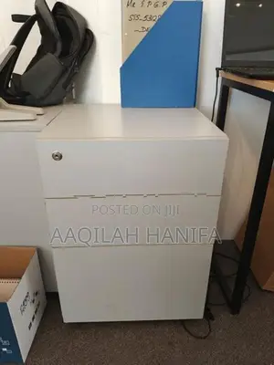 Office Tables with Chairs