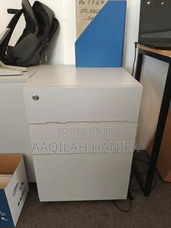 Office Tables with Chairs