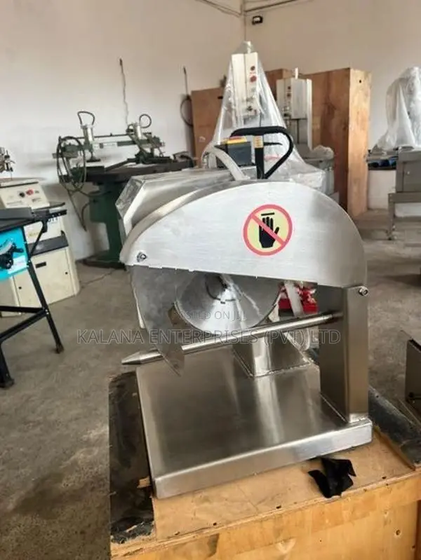 HR 20A Chicken Saw Machine 121090