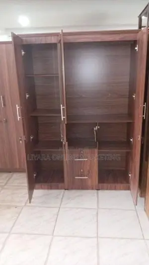 Melamine 3d Wardrobe With Mirror..
