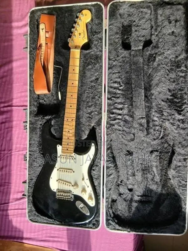 Fender American Standard Stratocaster USA (2012) with Hard Case