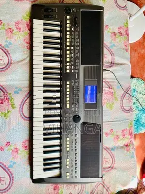 Yamaha Psr S670