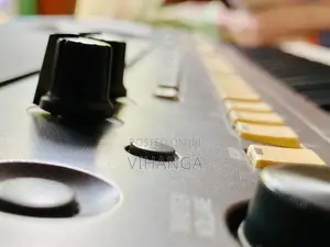 Yamaha Psr S670