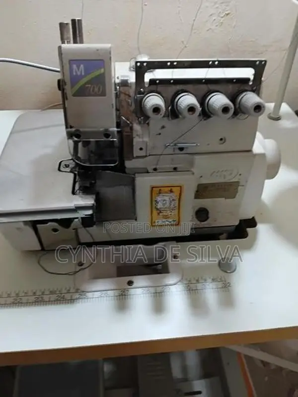 5 Thread Overlock Machine
