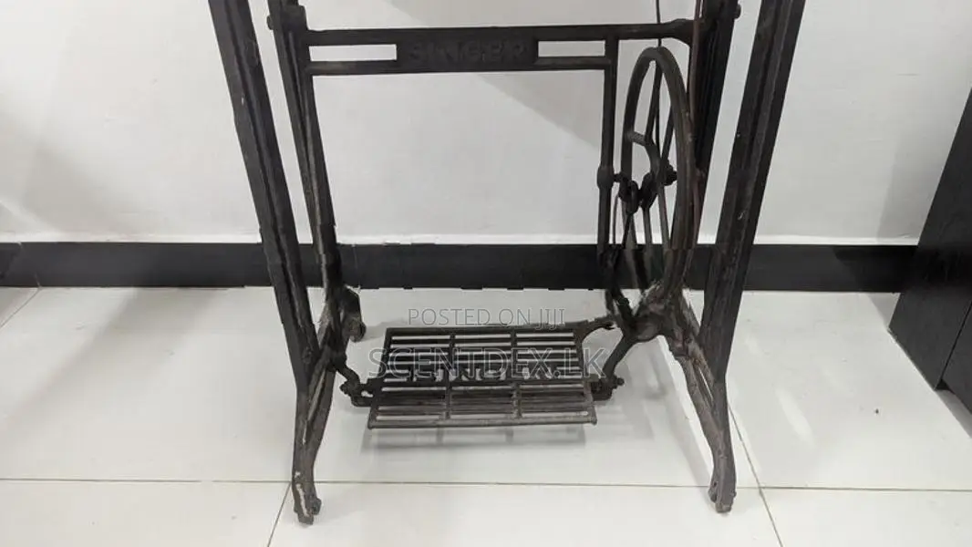 Singer Sewing Machine