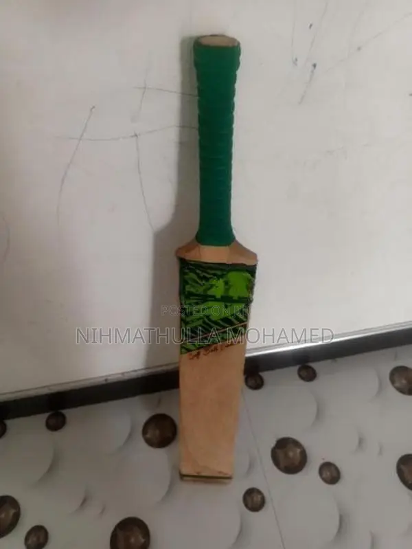 Cricket Bat
