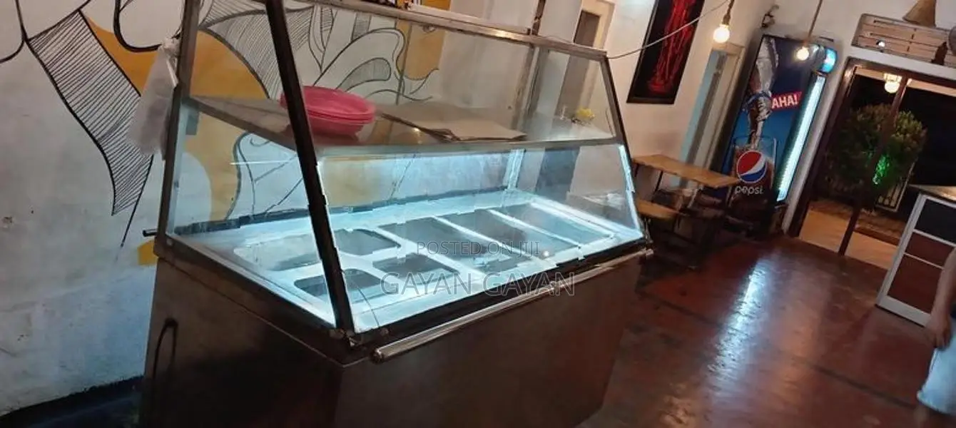 Show Case